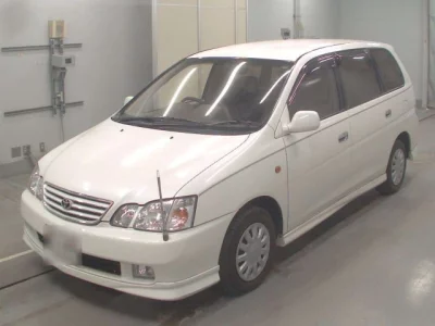 Toyota GAIA  с аукциона в Японии