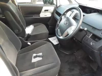 Toyota NOAH лот № 30080 оценка R  с аукциона в Японии 7