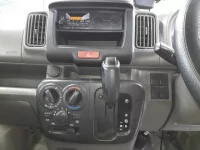 Mitsubishi MINICAB VAN лот № 5009 оценка 3.5  с аукциона в Японии 8