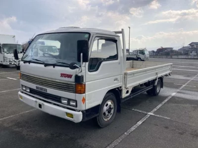 Mazda TITAN  с аукциона в Японии