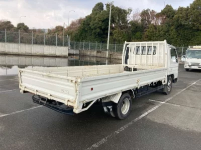 Mazda TITAN  с аукциона в Японии