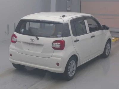 Toyota PASSO  с аукциона в Японии