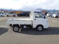 Daihatsu HIJET TRUCK лот № 5019 оценка 99  с аукциона в Японии 2
