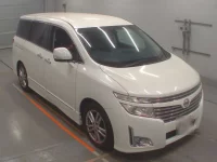 Nissan ELGRAND лот № 30016 оценка 3.5  с аукциона в Японии 4