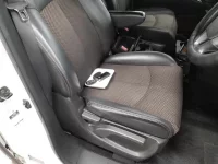 Nissan ELGRAND лот № 30016 оценка 3.5  с аукциона в Японии 7