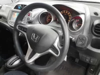 Honda FIT лот № 30018 оценка 3  с аукциона в Японии 6