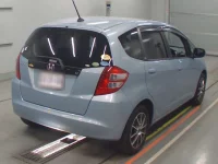 Honda FIT лот № 30018 оценка 3  с аукциона в Японии 1