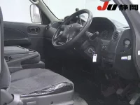 Nissan CARAVAN VAN лот № 26 оценка R  с аукциона в Японии 2