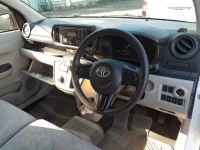 Toyota PASSO лот № 30093 оценка 4  с аукциона в Японии 6