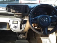 Toyota PASSO лот № 30093 оценка 4  с аукциона в Японии 8