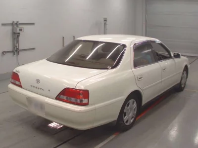 Toyota CRESTA  с аукциона в Японии