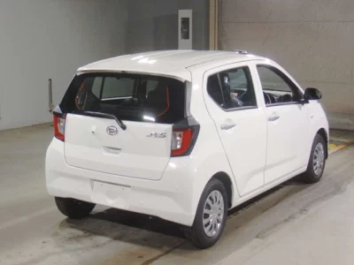 Daihatsu MIRA E S