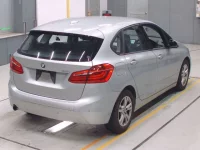 BMW 2-Series лот № 30113 оценка 4  с аукциона в Японии 1