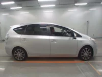 Toyota PRIUS ALPHA лот № 30046 оценка RA  с аукциона в Японии 2