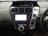 Toyota PRIUS ALPHA лот № 30046 оценка RA  с аукциона в Японии 8