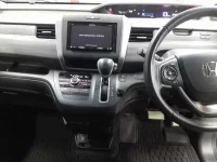 Honda FREED лот № 30049 оценка 4.5  с аукциона в Японии 8