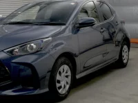 Toyota YARIS лот № 1178 оценка R  с аукциона в Японии 3