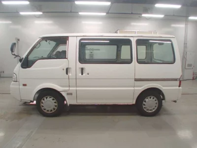 Mazda BONGO VAN  с аукциона в Японии