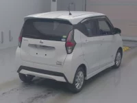 Nissan DAYZ лот № 3021 оценка RA  с аукциона в Японии 1