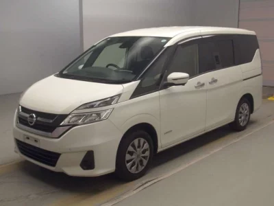 Nissan SERENA  с аукциона в Японии
