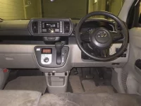 Toyota PASSO лот № 5060 оценка RA  с аукциона в Японии 2