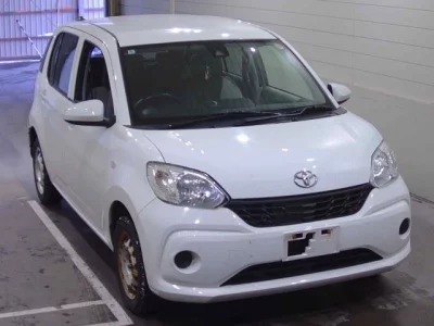 Toyota PASSO  с аукциона в Японии