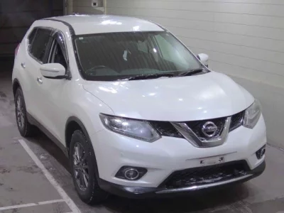 Nissan X-TRAIL