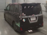 Toyota VOXY лот № 30066 оценка 3.5  с аукциона в Японии 5