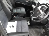 Toyota VOXY лот № 30066 оценка 3.5  с аукциона в Японии 7