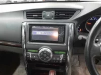 Toyota MARK X лот № 30080 оценка 4  с аукциона в Японии 8