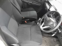 Suzuki IGNIS лот № 30082 оценка 3.5  с аукциона в Японии 7