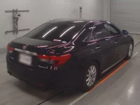 Toyota MARK X лот № 30090 оценка 4  с аукциона в Японии 1