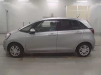 Honda FIT лот № 90072 оценка 3  с аукциона в Японии 3