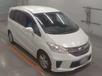 Honda FREED лот № 30093 оценка 4  с аукциона в Японии 4