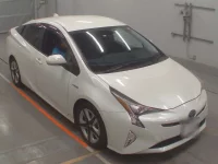 Toyota Prius лот № 30095 оценка RA  с аукциона в Японии 4