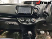 Toyota VITZ лот № 3007 оценка 3.5  с аукциона в Японии 6