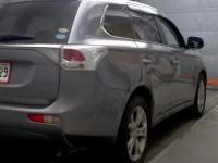 Mitsubishi OUTLANDER лот № 3010 оценка 3.5  с аукциона в Японии 4