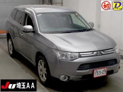 Mitsubishi OUTLANDER  с аукциона в Японии