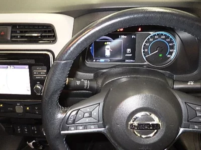 Nissan LEAF  с аукциона в Японии