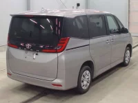 Toyota NOAH лот № 3018 оценка 4  с аукциона в Японии 1