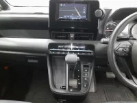 Toyota NOAH лот № 3018 оценка 4  с аукциона в Японии 8