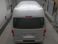 Nissan CARAVAN VAN лот № 3018 оценка 4.5  с аукциона в Японии 6