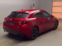 Mazda AXELA лот № 70148 оценка 3.5  с аукциона в Японии 1