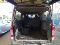Nissan CARAVAN VAN лот № 30180 оценка 3.5  с аукциона в Японии 9