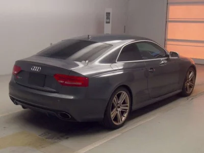Audi RS5  с аукциона в Японии