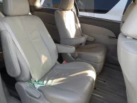 Toyota ESTIMA лот № 30120 оценка 4  с аукциона в Японии 9
