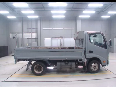 Hino DUTRO  с аукциона в Японии
