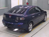 Mazda AXELA лот № 30191 оценка 4  с аукциона в Японии 1