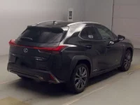 Lexus UX лот № 71003 оценка R  с аукциона в Японии 1