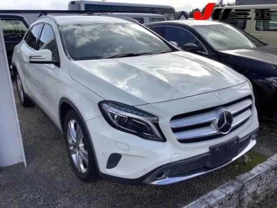 Mercedes-Benz GLA CLASS
